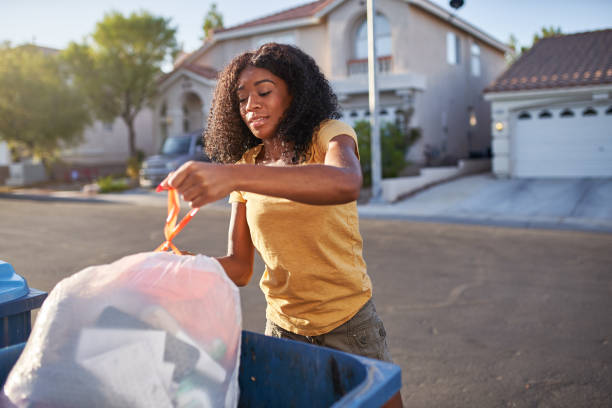 Best Yard Cleanup Services  in Bastrop, LA